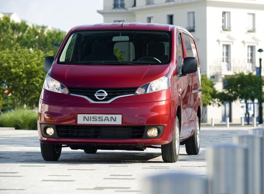  Nissan NV200 Van 2009 года  (фото 4 из 8)